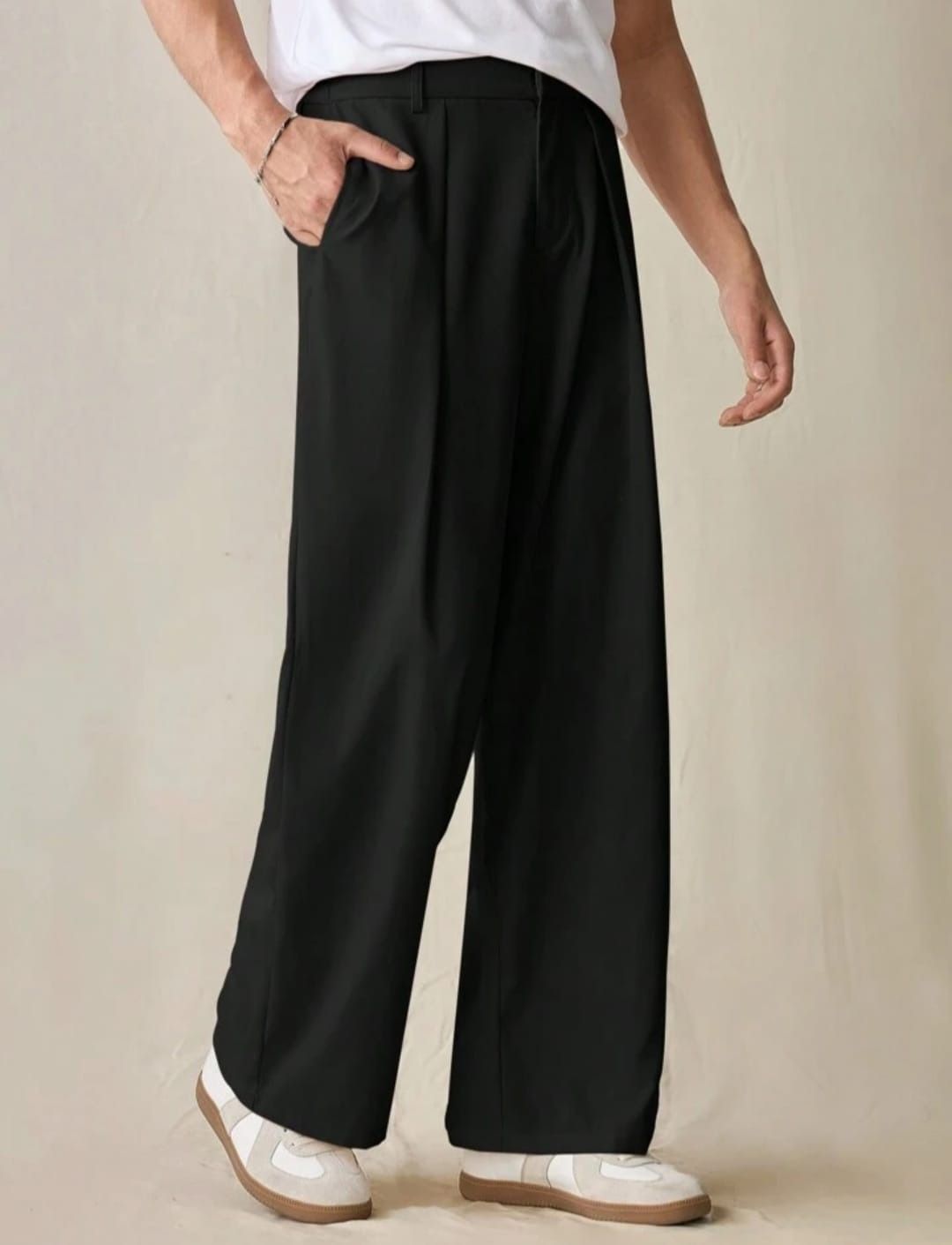 Men Relaxed-Fit Mid-Rise Track Pant