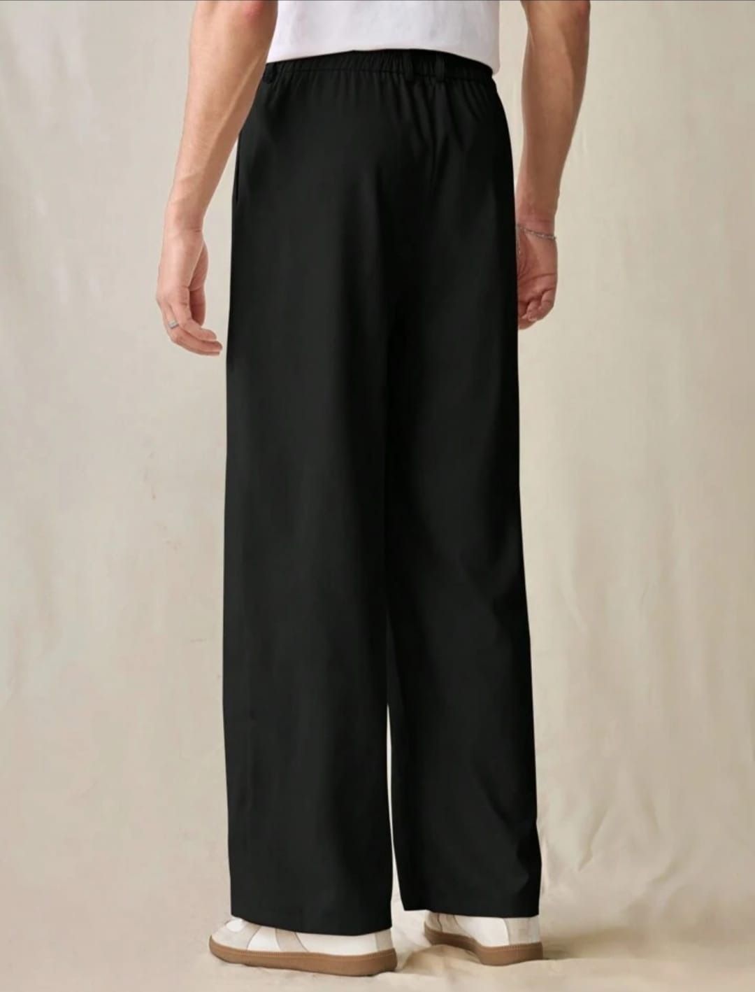 Men Relaxed-Fit Mid-Rise Track Pant